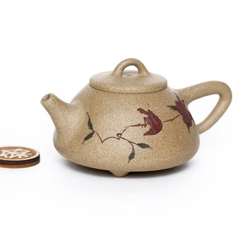 Чайник Исин, Ши Пяо, роспись глиной, №4, 70 мл арт. 3591 Чайник Исин, Ши Пяо, роспись глиной, №4, 70 мл